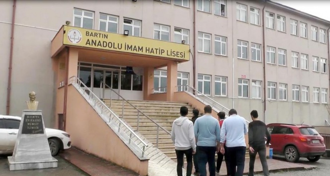 Öğrenciler Teneffüse Zil Sesi Duymadan Çıkacak