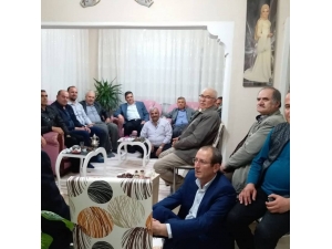 Başkan Yalçın, Umreden Gelen Vatandaşı Ziyaret Etti