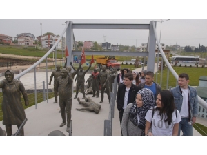 Başiskele’de 15 Temmuz Destanı Gelecek Nesillere Aktarılıyor