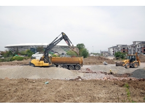 Kanalizasyon Ve Yağmursuyu Altyapısı İnşası Devam Ediyor