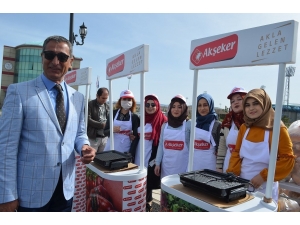 Halaylı Fidan Dikimi