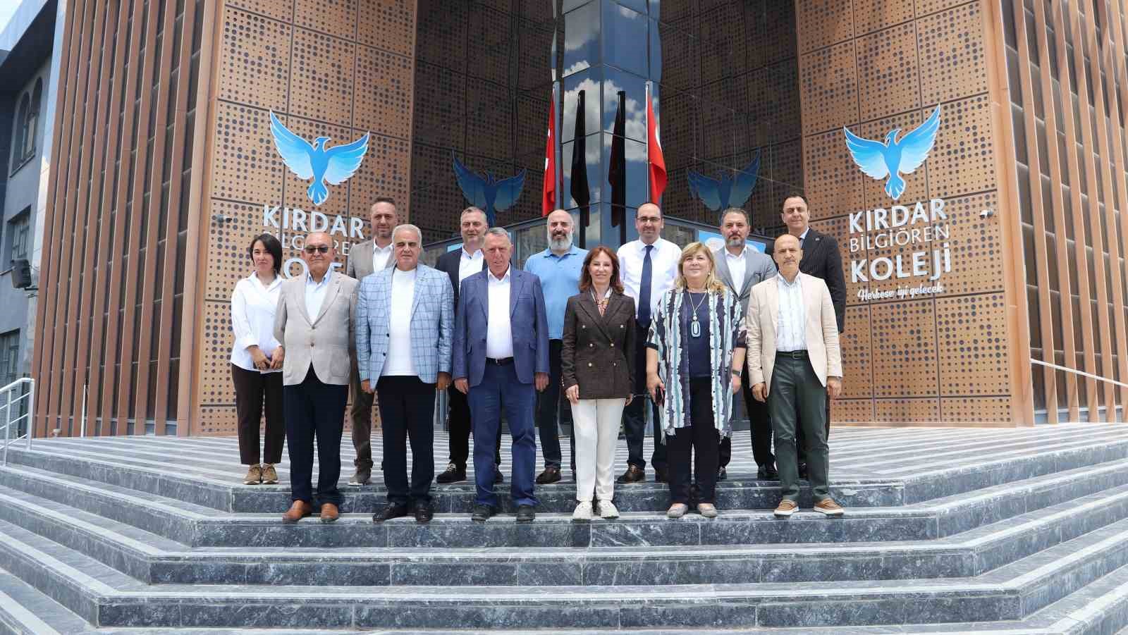 kutso-dan-yogun-temas-trafigi-ziyaretler-kutlamalar-ve-egitim-is-birlikleri