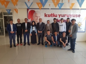 Başkan Kutlu, Kahta İlçesinde Temaslarda Bulundu