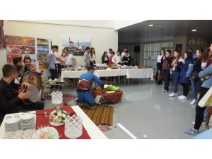 Burhaniye’de Çiğ Köfteli Turizm Şenliği