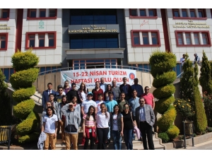 Kilis’te Öğrencilere Tarihi Ve Turistik Gezi