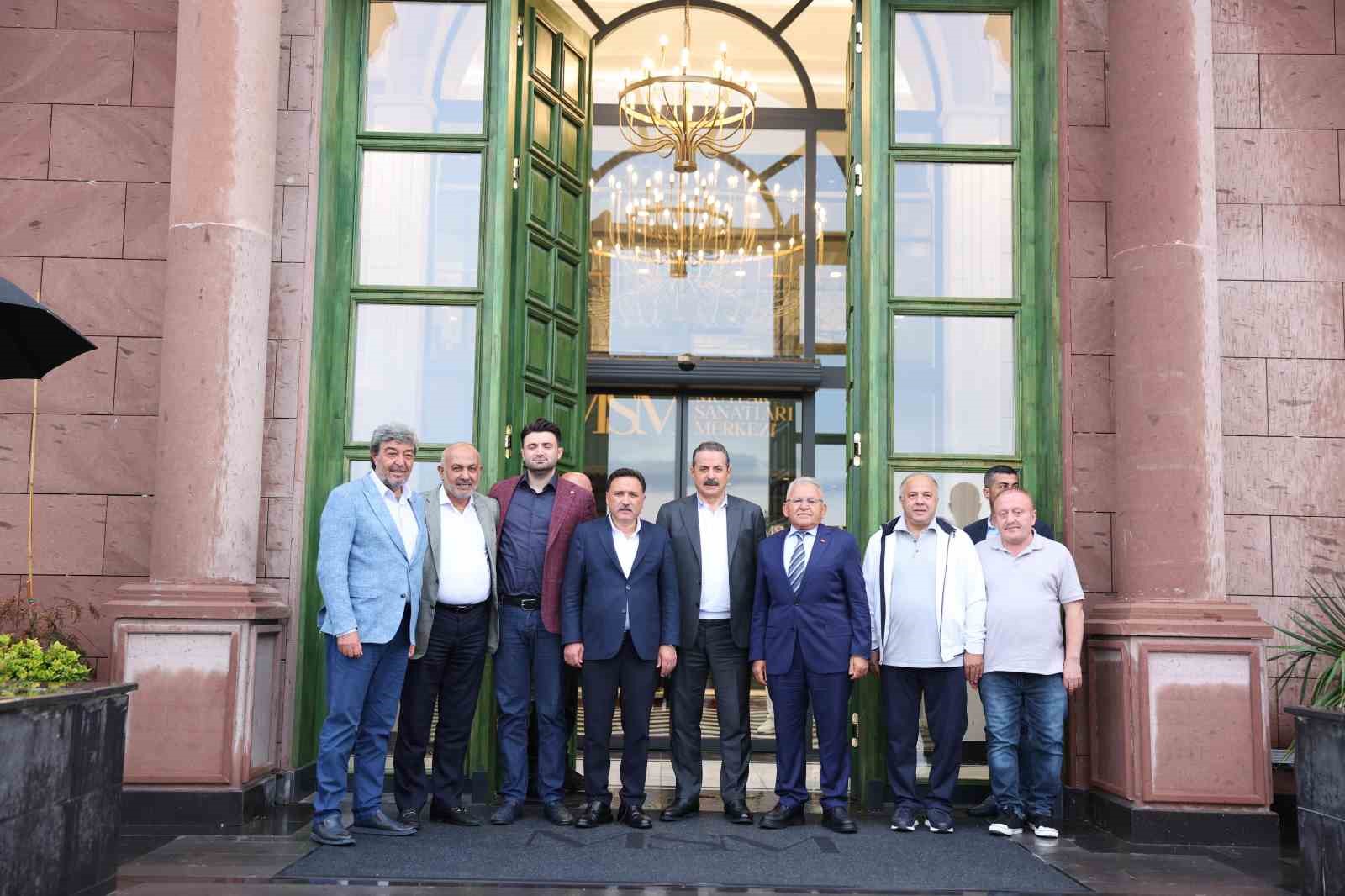 kayserispor-bursaspor-yonetimini-agirladi