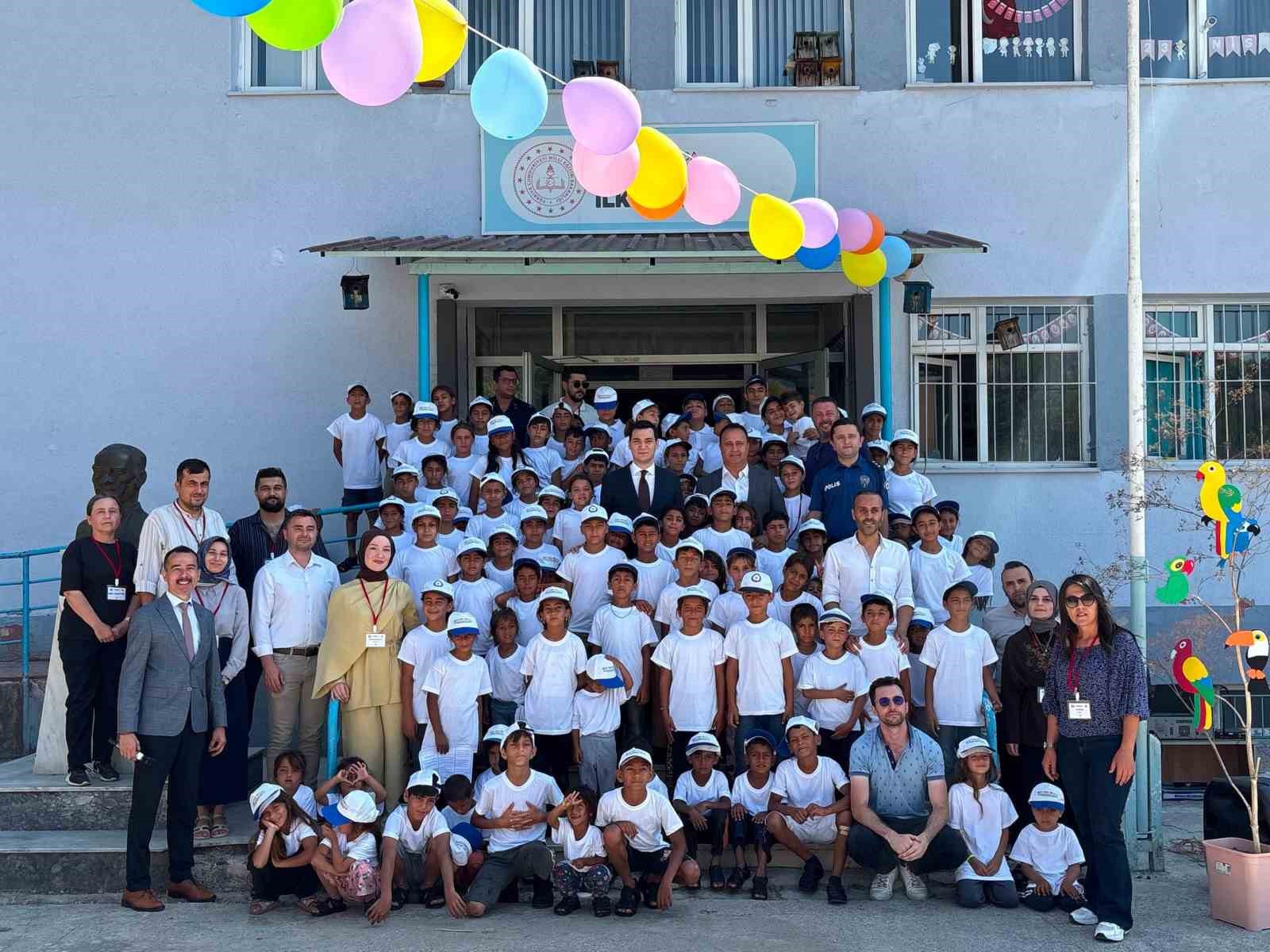 mevsimlik-tarim-iscilerinin-cocuklarina-egitim-destegi