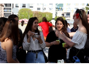 Geleceğin Sosyal Girişimcileri Engelliler İçin Ele Ele Verdi