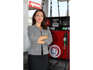 Akaryakıt İstasyon Yöneticilerine Eğlendirirken Öğreten Eğitim