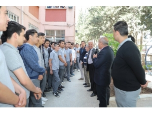 Başkan Kara’dan İmam Hatipli Öğrencilere Sınav Motivesi