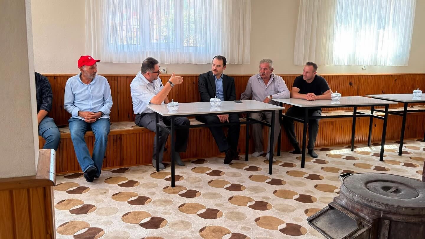 demirozu-nde-koy-ziyaretleri-suruyor