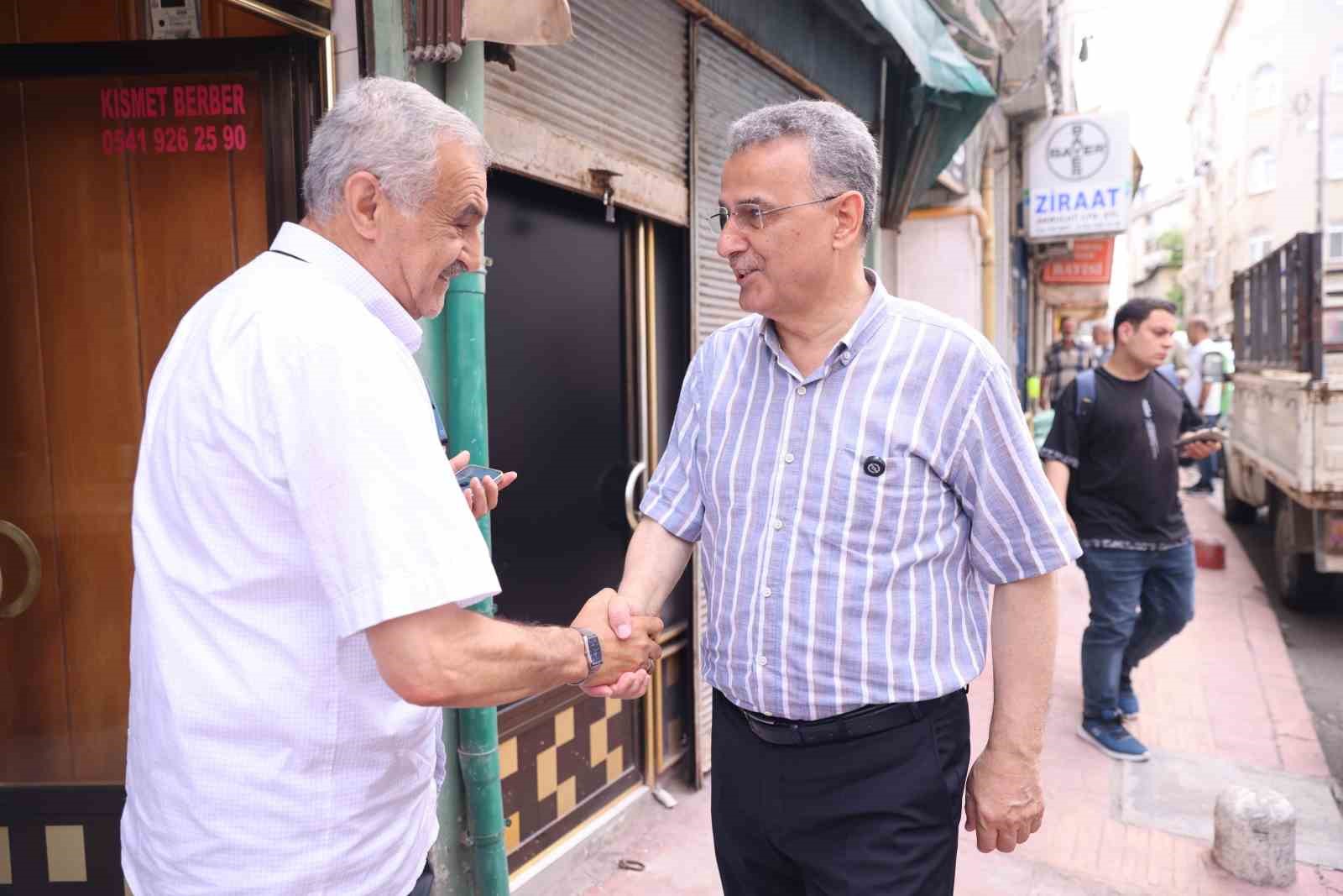 baskan-kurnaz-esnafin-taleplerini-dinledi