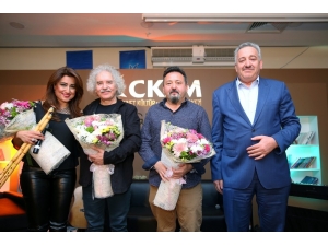 Yeni Türkü Küçükçekmece’de Sevenleriyle Buluştu