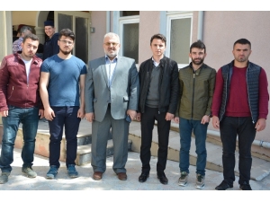 Hafızlar Görev Yerlerine Uğurlandı