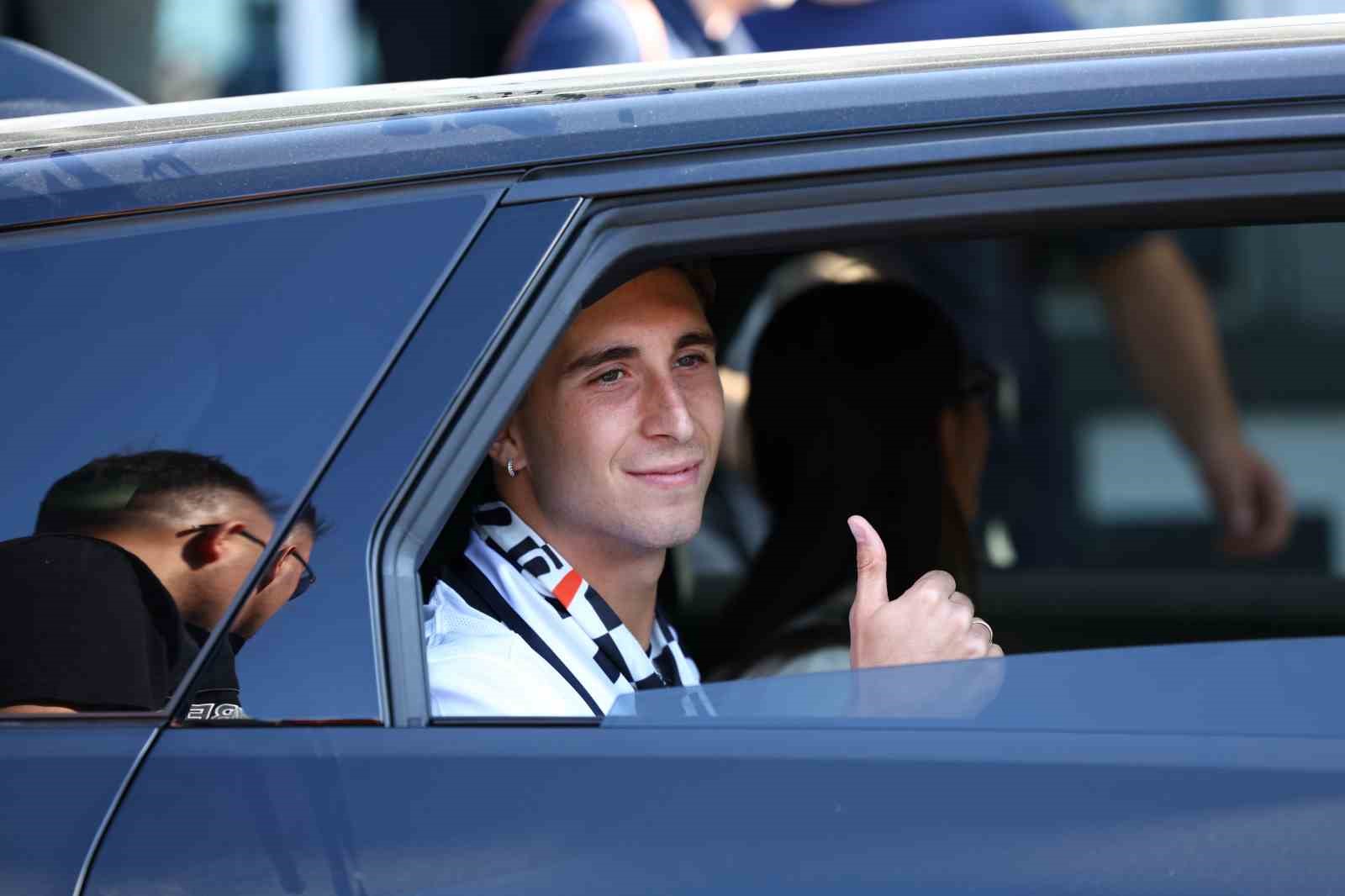 besiktas-in-yeni-transferi-fabio-miretti-istanbul-a-geldi
