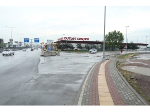 Gölcük Ve Fuar Merkezi Arasındaki Yol Kullanıma Açıldı