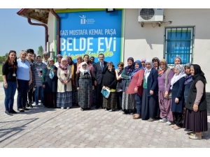 Ebeveynler Uyuşturucuya Karşı Bilinçlendiriliyor