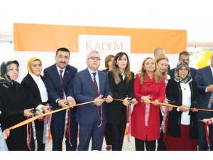 Kadın Ve Demokrasi Derneği Açıldı