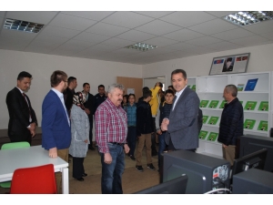 Eğirdir’de Öğrenciler İçin Yazılım Kursu Açıldı