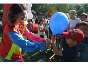 Helvacı Mahallesi’nde 23 Nisan Coşkusu