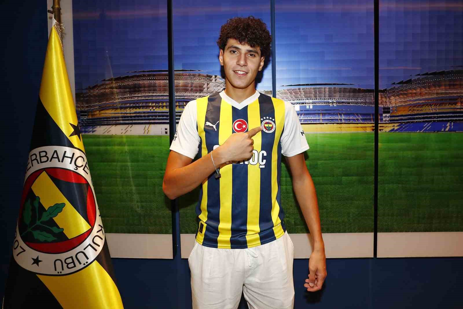 fenerbahce-de-omar-fayed-ile-yollar-ayrildi