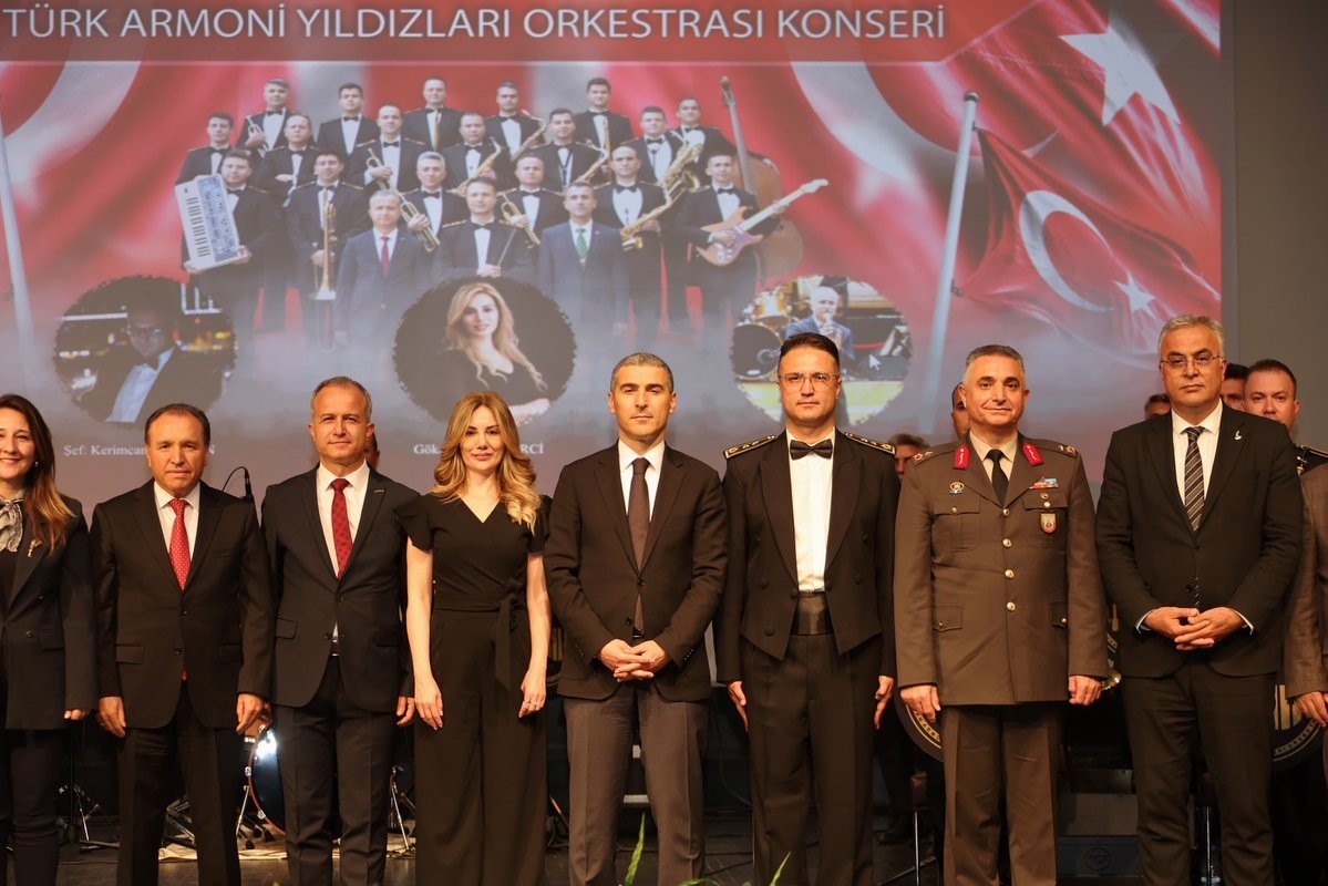 turkay-in-konseri-mest-etti
