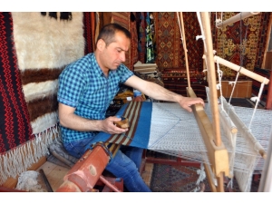Hasankeyf’te Son Dokuma Tezgahları