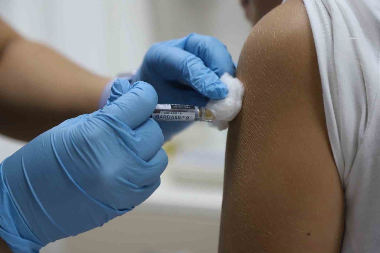 mugla-buyuksehir-in-hpv-asi-destegi-suruyor