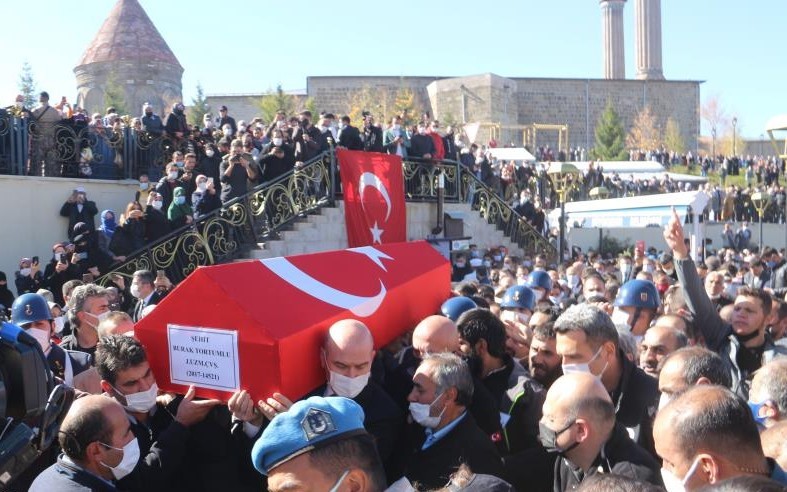 erzurum-un-en-buyuk-kahramani-kim-sorusuna-sehidin-5-yasindaki-kizindan-yurek-yakan-cevap-babam