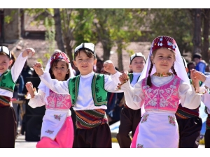 İnönü’de 23 Nisan Coşkusu