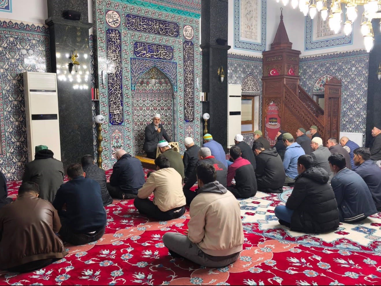 sivrihisar-da-cuma-sabah-namazi-bulusmasi-duzenlendi