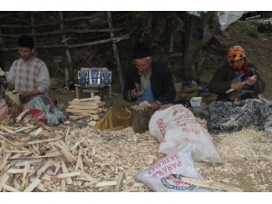 Bu Köyde 7’den 70’e Herkes ’Tahta Kaşık’ Yapıyor