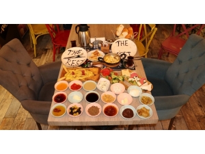 The Rest Coffee’den Zengin Kahvaltı Sofrası