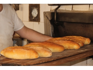 Ekmeğin Kilogramı 5 Liraya Sabitlendi
