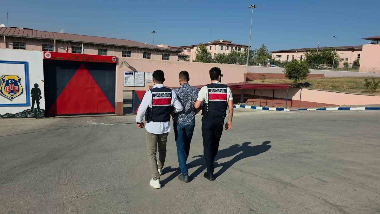 osmaniye-de-jandarma-son-bir-haftada-150-supheliyi-yakaladi