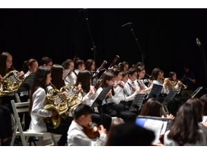 Çocuk Senfoni Orkestrası Tiran’da