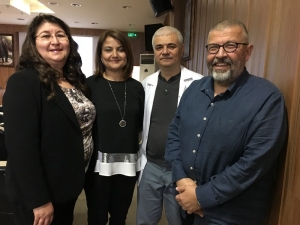 "Her Yeni İşte Yeniden Aşı Yapılmamalı, Aşı Kartı Alınmalı"