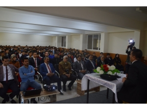 Eğitimci Yazar Tanışır, Eleşkirt’te Gençlerle Buluştu