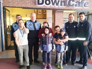 Minik Zabıtalar Down Kafe’de