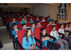 Karagöz İngiltere Yolunda