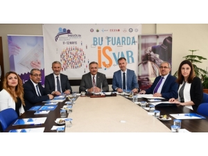 İstihdam Fuarı’nın İmzaları Atıldı