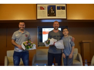 Öğrenciler Genç Girişimciler İle Tanıştı