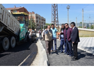 Şenkal Caddesi’nde Asfaltlama Çalışmaları Başladı