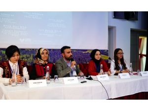 Kırgız Yazar Cengiz Aytmatov, Kastamonu’da Anıldı