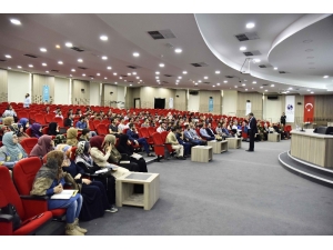 Yazar Hayati İnanç: "Edebiyat Gençlere Bırakılacak En Güzel Mirastır"