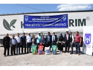 Kızılcahamamlı Çiftçiye Tohum Desteği