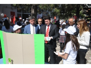 Kırkağaç’ta Bilim Fuarı Ve Bilim Şenliğine Büyük İlgi