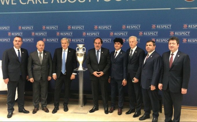 Tff, Uefa Euro 2024 Adaylık Dosyasını Sundu