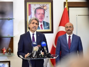 Fatih Belediye Başkanı Mustafa Demir Milletvekilliği Aday Adaylığı İçin Görevinden İstifa Etti