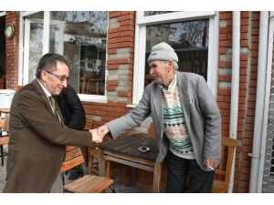 Şehrin Nabzını Makamdan Değil, Sokakta Halkın Arasında Tutuyor